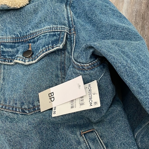 BP. Denim Oversize Trucker Jacket with Faux Shearling Lining NEW - Picture 9 of 9